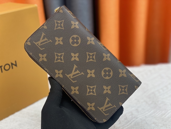 LVコピーウォレット背面デザイン